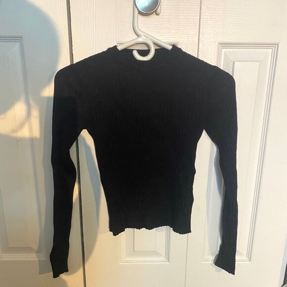 Fitted Black Ribbed Knit Long Sleeve Sweater - Picture 1 of 2